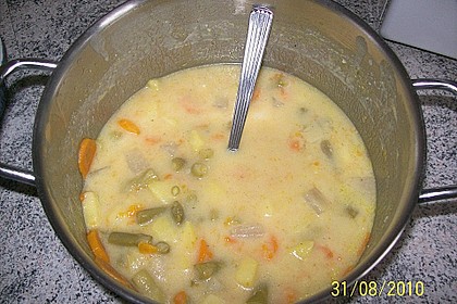 Gemüsesuppe mit Einbrenn nach Wunderoma 2
