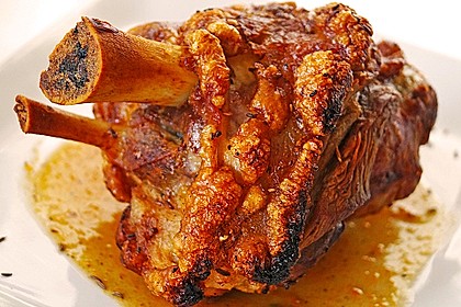 Gegrillte Schweinehaxe