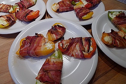 Frischk&auml;se - Paprika - Schiffchen im Speckmantel 22
