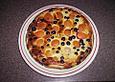 Bl&auml;tterteigtarte mit Aprikosen und Heidelbeeren
