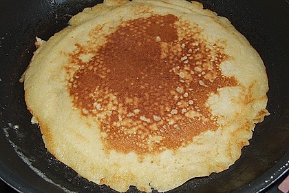 Fluffy Buttermilk Pancakes 17
