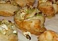 Bl&auml;tterteigschnecken mit Lauch und Feta