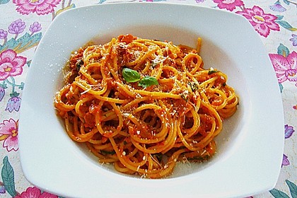 Ajvar - Knoblauch Nudeln