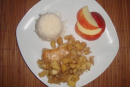 H&uuml;hnerbrust mit Apfelsauce