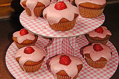 Strawberry - Cupcakes bzw. Erdbeer - Cupcakes 4