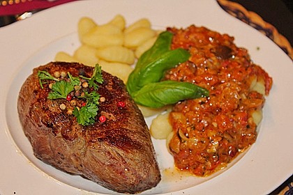 Gnocchi mit w&uuml;rziger Steinpilzsauce 1