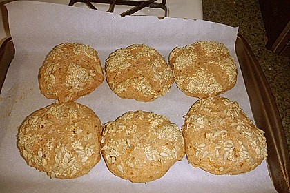 K&auml;se - Zwiebel - Br&ouml;tchen