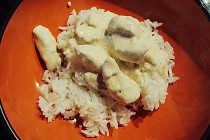 H&auml;hnchengeschnetzeltes in Joghurt - Sahne - So&szlig;e 4