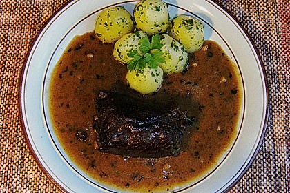 Rouladen mit Bierso&szlig;e