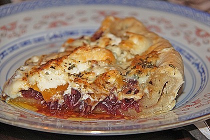 Zwiebelconfit und 4 K&auml;se - Quiche 2
