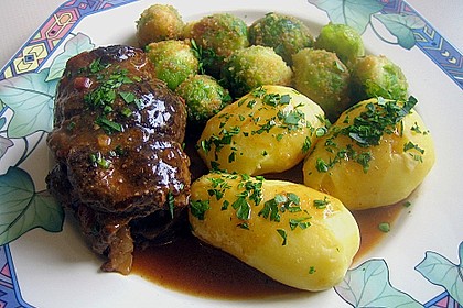 Rinderrouladen mit Rosenkohl