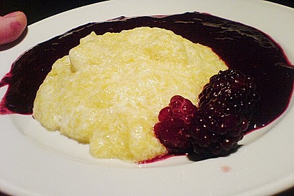 Mango - Mousse mit Himbeersauce 2