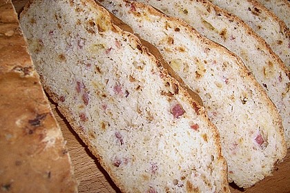 Zwiebel - K&auml;se - Schinken Brot 4