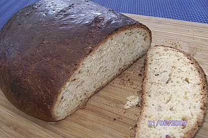 Zwiebel - K&auml;se - Schinken Brot 10