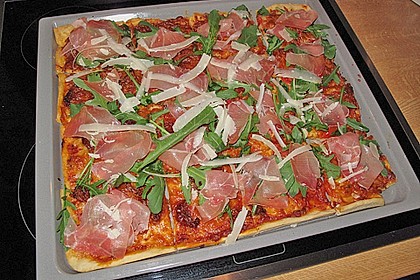 Rucola - Pizza mit Parmaschinken 14
