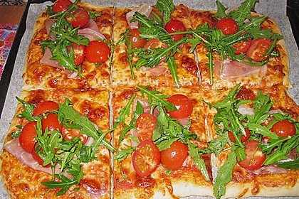 Rucola - Pizza mit Parmaschinken 17