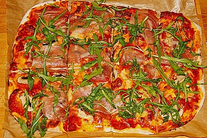 Rucola - Pizza mit Parmaschinken 35