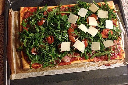 Rucola - Pizza mit Parmaschinken 38