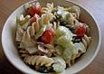 Nudelsalat mit Artischockenherzen und Thunfischsauce