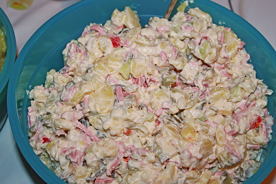 Kartoffelsalat nach Mutters Art mit Fleischsalat (Rezept mit Bild ...