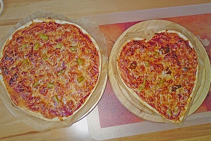 Pizzaboden - dünn und knusprig 12