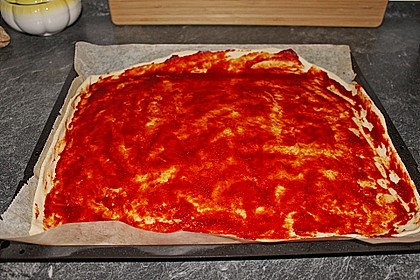 Pizzaboden - dünn und knusprig 4