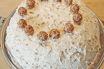 Sahnige Giotto Torte 35