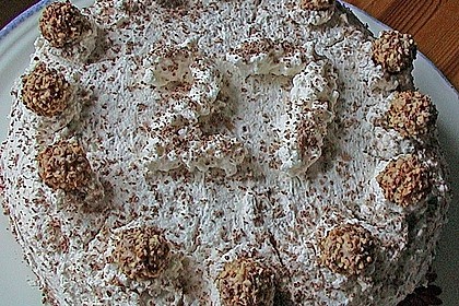 Sahnige Giotto Torte 11