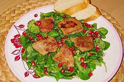 Granatapfel und Feldsalat mit Gefl&uuml;gelleber