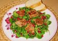 Granatapfel und Feldsalat mit Gefl&uuml;gelleber