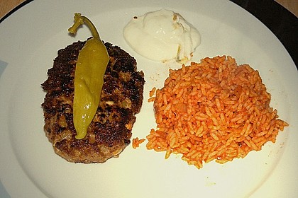 botos Bifteki mit griechischem Tomatenreis