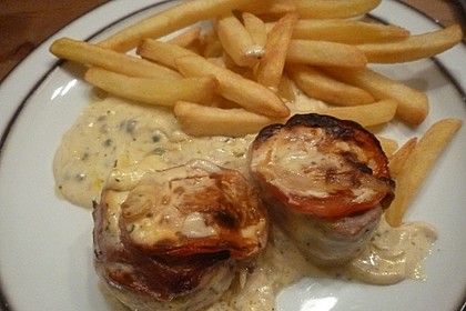 Schweinefilet in Bacon mit Frischkäsesoße überbacken 2