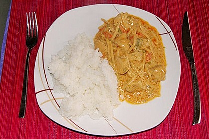 Thai Curry Erdnuss - Kokos - Hühnchen 59