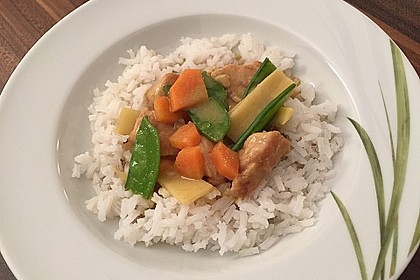 Thai Curry Erdnuss - Kokos - Hühnchen 24