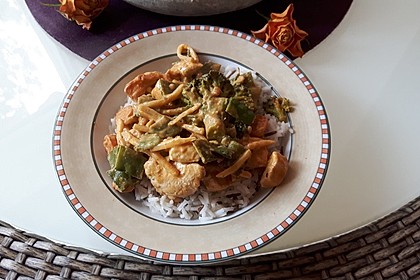 Thai Curry Erdnuss - Kokos - Hühnchen 49