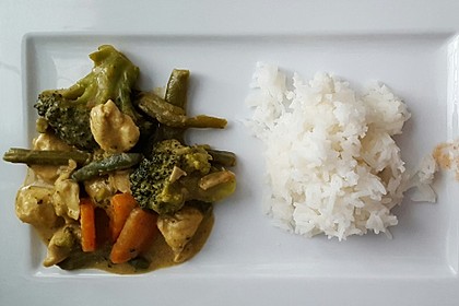 Thai Curry Erdnuss - Kokos - Hühnchen 35
