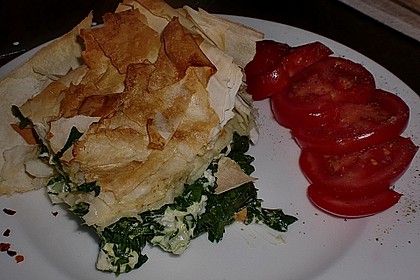 Orientalische Pastete mit Spinat und Schafskäse 1
