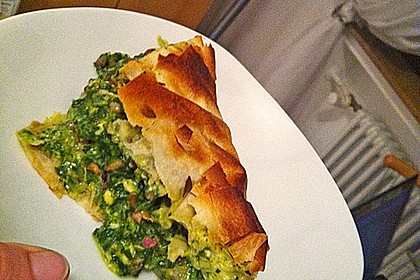 Orientalische Pastete mit Spinat und Schafskäse 5