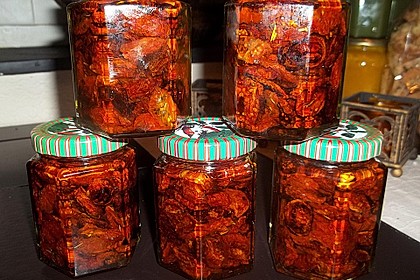 Getrocknete Tomaten mit Orangenschale und Thymian 2