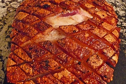 Bayrischer Krustenbraten mit Dunkelbiersoße und Semmelknödeln 17