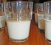 Milchflan mit Orange (Bild)