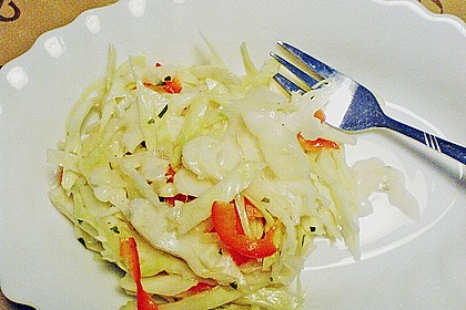Wei&szlig;krautsalat mit Paprika 1