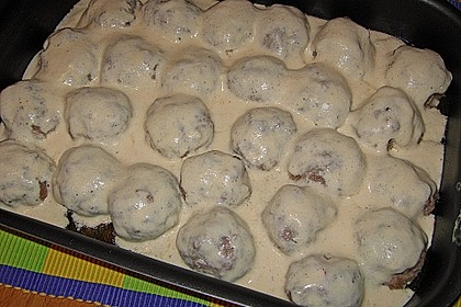 Hackfleischb&auml;llchen aus dem Ofen mit Joghurt - Sauce 1