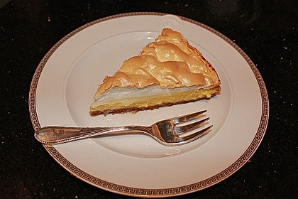 Spanischer Zitronenkuchen mit Baiserhaube