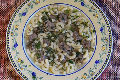 Rindfleischsuppe mit H&ouml;rnli 2