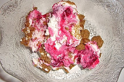 Himbeerdessert mit Spekulatius 67