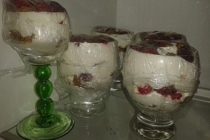 Himbeerdessert mit Spekulatius 64
