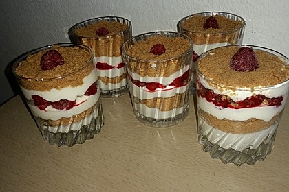 Himbeerdessert mit Spekulatius 18