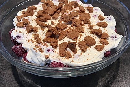Himbeerdessert mit Spekulatius 24