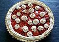 Quittentarte mit Marzipan und Johannisbeergelee